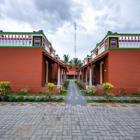 Chettinad Heritage Wellness Resorts Mithilaipatti Esterno foto